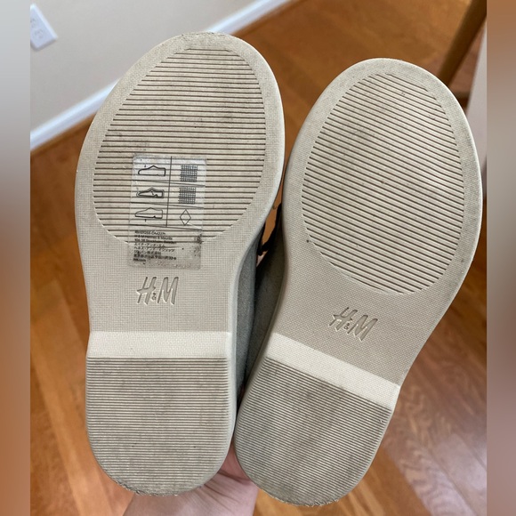 H&M Kids Suede Loafers - Picture 4 of 4